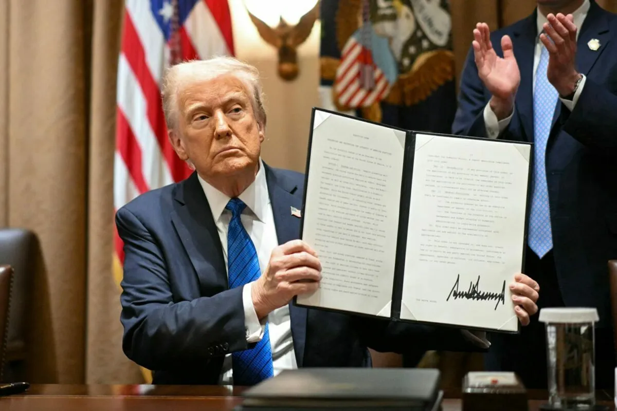 Трамп напугал половину американцев. Предстоящие выборы могут пройти по новым правилам