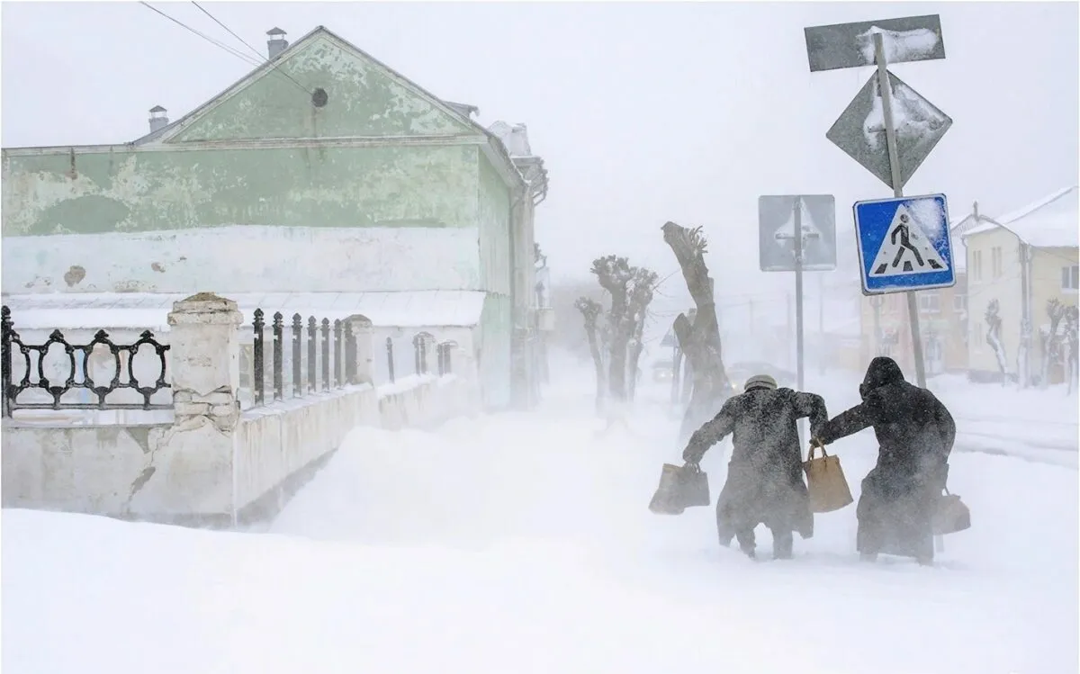 МАРТ опубликовал целый список телефонов для жалоб на магазины