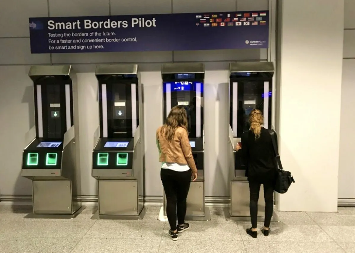 Новые проверки на въезде в Шенген вызвали проблемы
