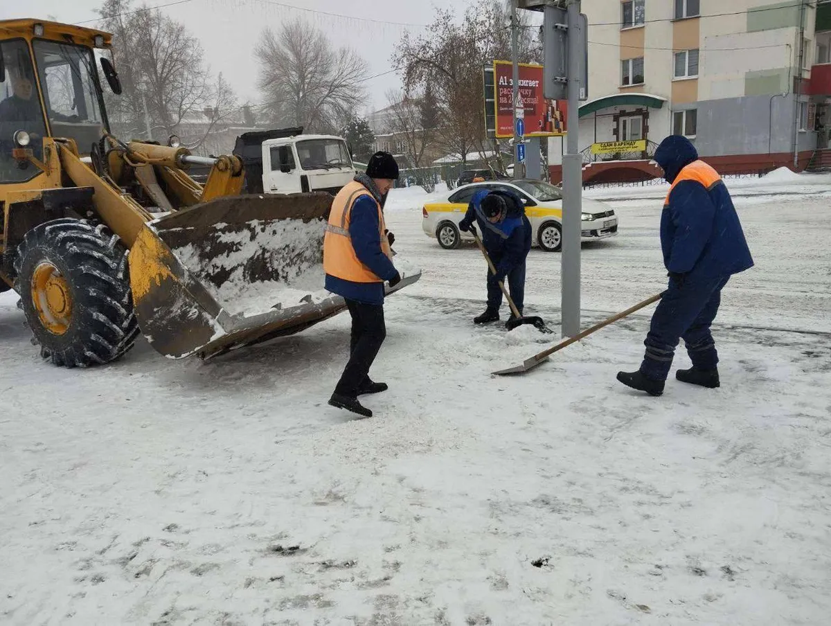 Глава МинЖКХ поблагодарил белорусов за уборку снега