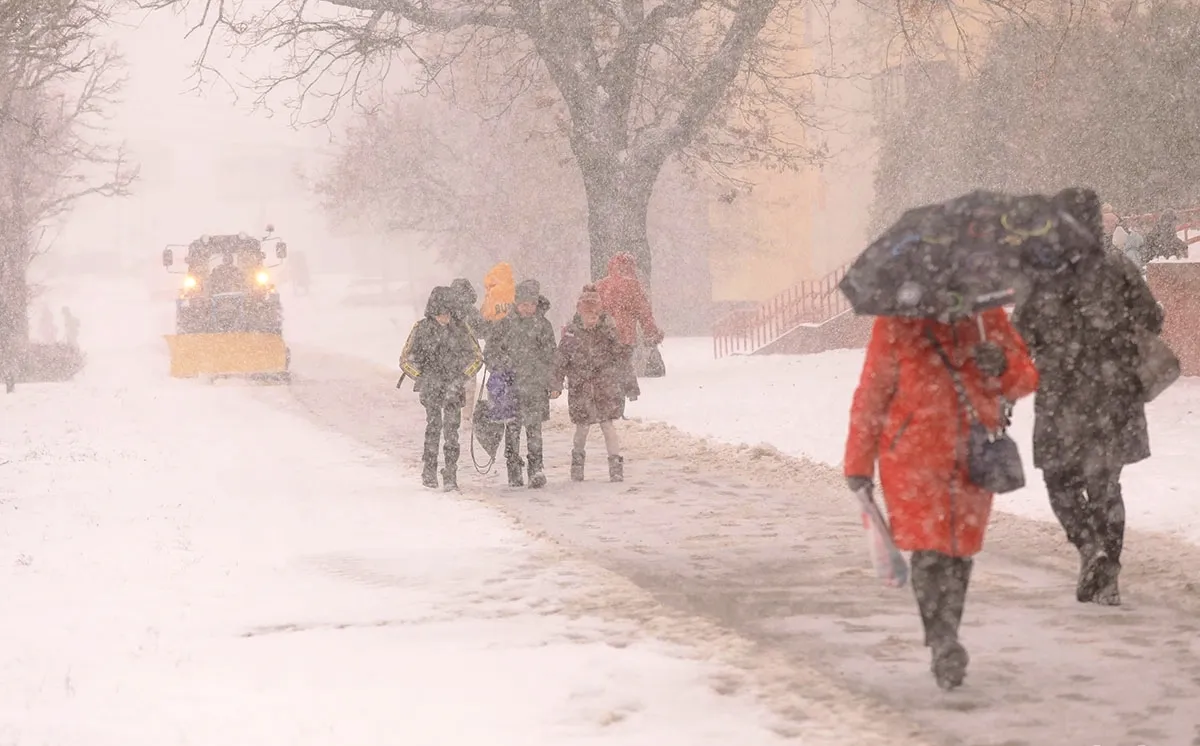 Циклон из Германии несёт в Беларусь «снежные заряды». Когда +5°C сменится -19°C
