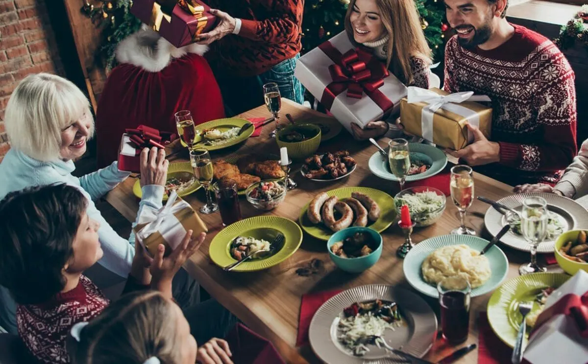 Милиция дала 5 правил, как белорусы должны принимать гостей