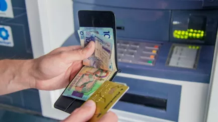 ЕРИП отменил комиссии на часть переводов белорусов