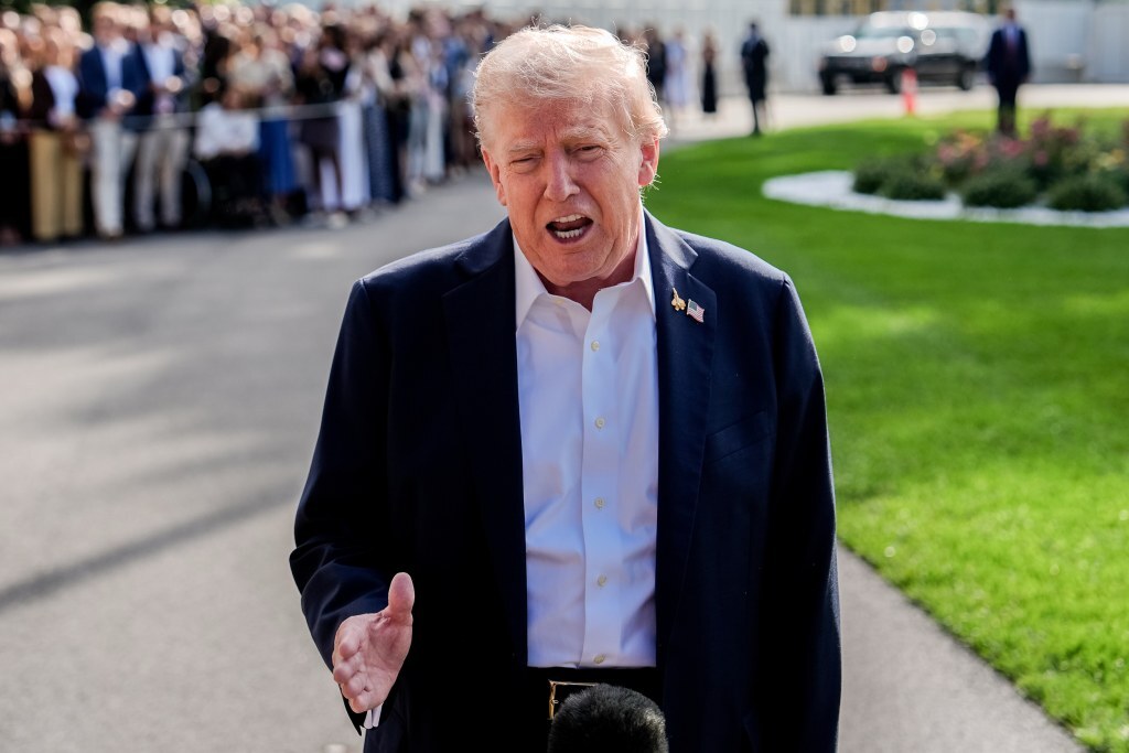 Белый дом предупредил об остановке работы госорганов США с 1 октября