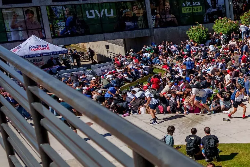 В США прямо во время выступления застрелили влиятельного союзника Трампа