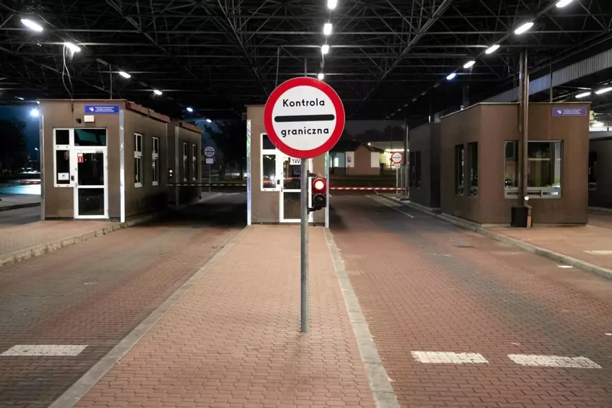 В ГПК рассказали, что с иностранцами, не успевшими вернуться в Польшу до закрытия границы с Беларусью