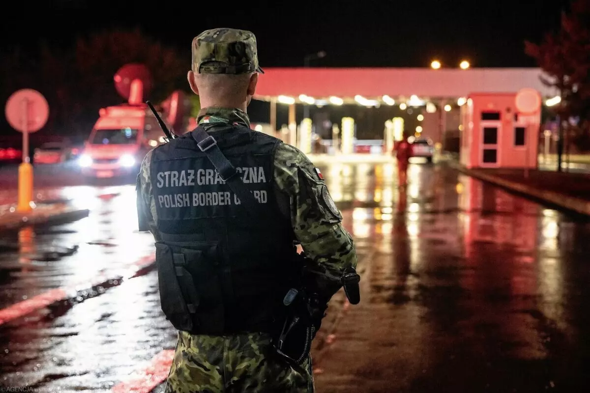 В ГПК рассказали, что с иностранцами, не успевшими вернуться в Польшу до закрытия границы с Беларусью