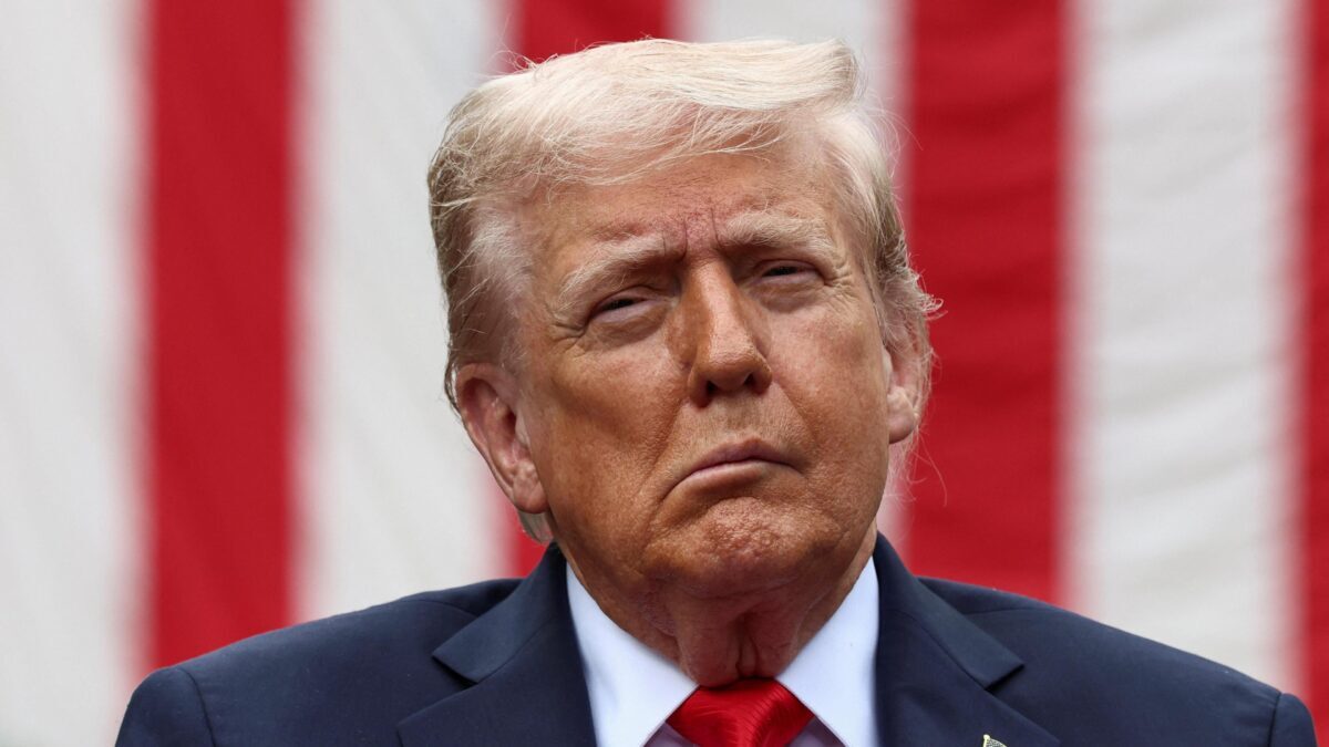 Трамп впервые назвал Россию "агрессором". Но санкций не будет?