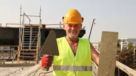 В центре Минске установили «уникальную комбинированную» часть моста