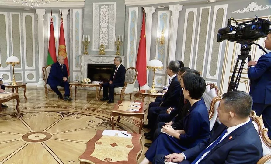 Чего добивается Китай в Беларуси и Польше? Эксперт назвал реальные планы