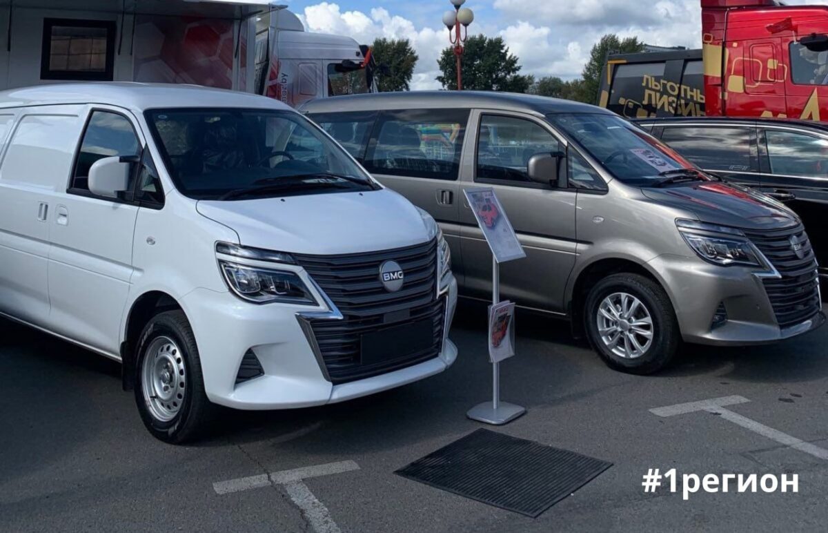 В Бресте запустили серийную сборку минивэнов "новой белорусской марки". Сколько штук пообещали в год?