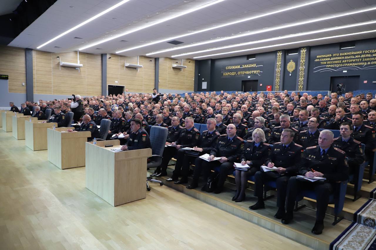 В МВД тестируют "новую модель взаимодействия" с белорусами в круглосуточном режиме