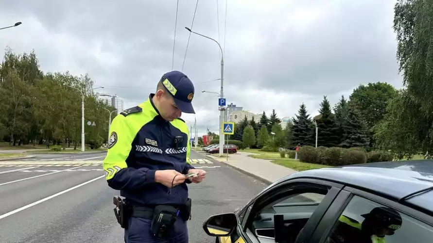 ГАИ предупредила трезвых водителей о штрафе до 4200 рублей