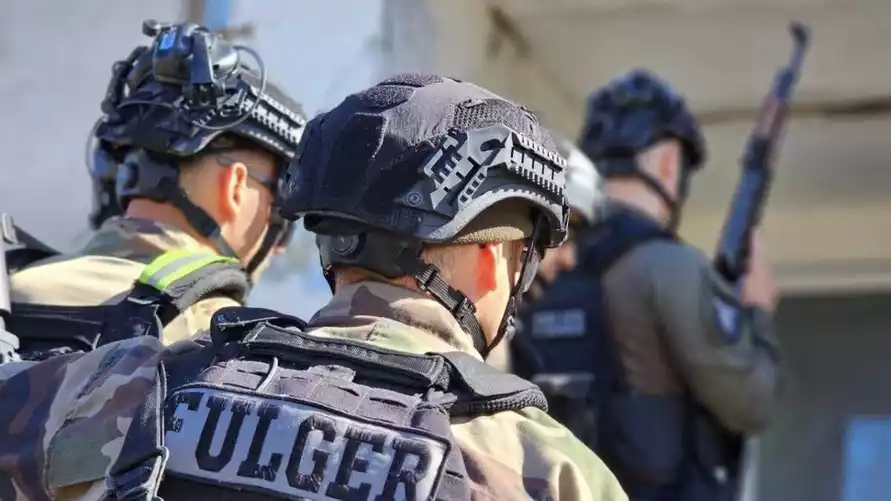 Полиция Молдовы начала обыски в офисах пророссийских партий