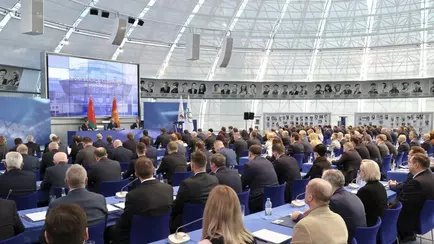 В Беларуси ввели новые правила «служебных командировок за границу» для госслужащих