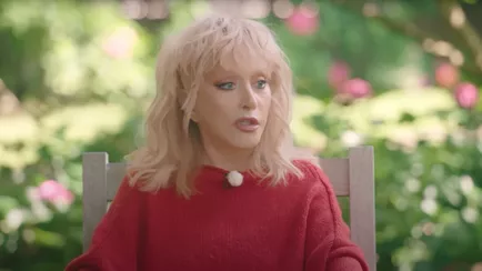 «Начали троллить» — Пугачёва ответила, почему и как уехала из России