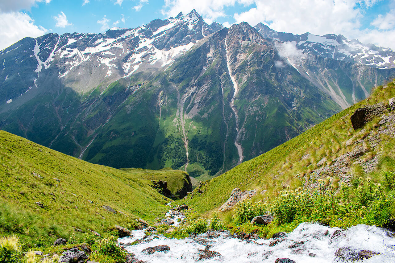 В России нашли тело белорусского альпиниста, пропавшего в горах Кабардино-Балкарии