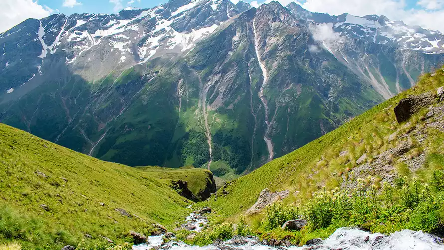 В России нашли тело белорусского альпиниста, пропавшего в горах Кабардино-Балкарии