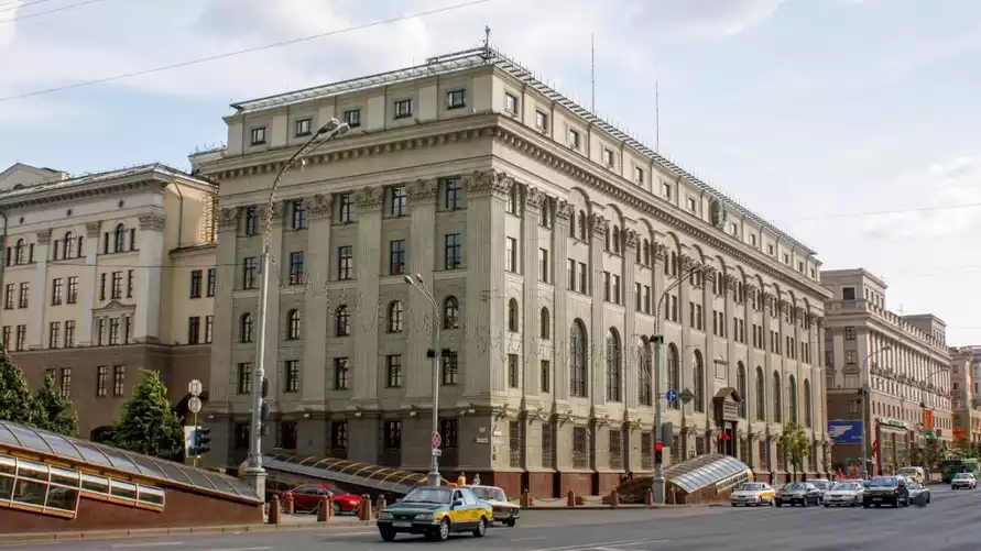 Нацбанк попросил белорусов бросать трубку и перезванивать