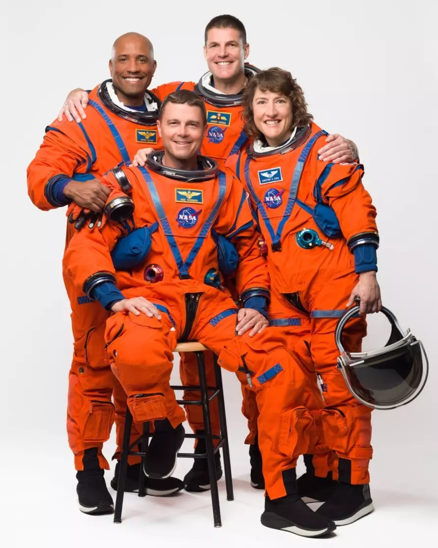 NASA назвала даты возвращения человечества на орбиту Луны