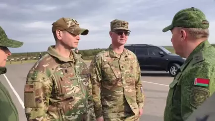 Министр обороны Беларуси приказал показать американским военным «абсолютно всё, что их интересует»