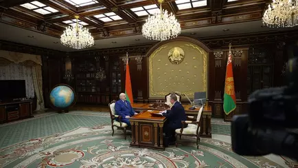 «По свинине когда мы выровняемся?» — Лукашенко потребовал от Турчина взять «на жестокий контроль» заместителя