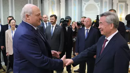 Лукашенко предложил китайскому посланнику обсудить Польшу наедине —  «Дело здесь не в Беларуси»