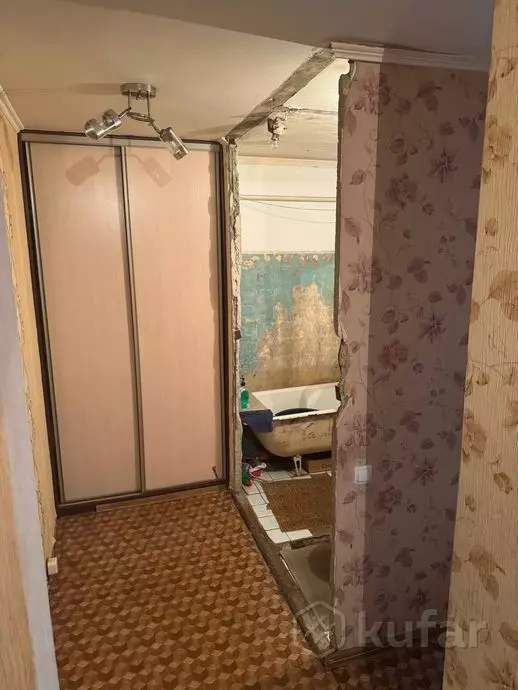 Я аж поперхнулась — Арендная квартира за $350 в Минске с санузлом без стены вызвала недоумение