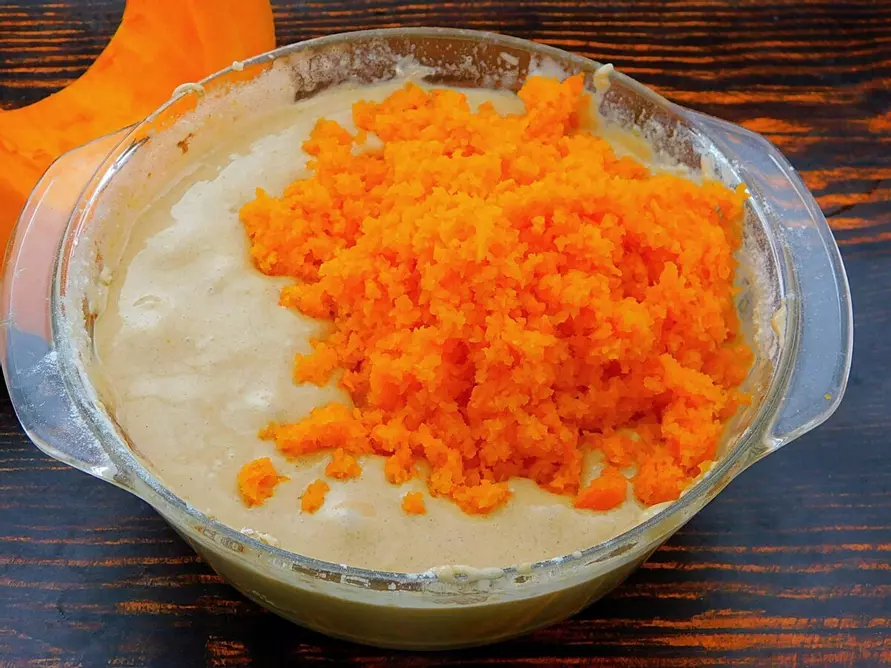 Простой рецепт тыквенного пирога, который буквально тает во рту