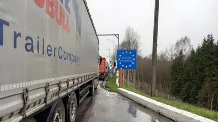 Не больше 200 литров? Минфин Литвы предложил ограничить ввоз топлива в фурах через границу с Беларусью