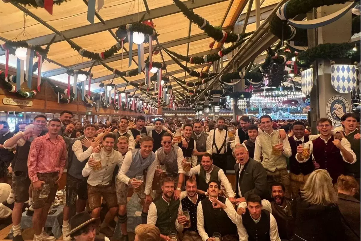 Появилось видео, как отмечают Дажынкi в Германии