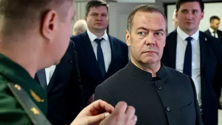 Экс-президент России Медведев назвал санкции США «актом войны»