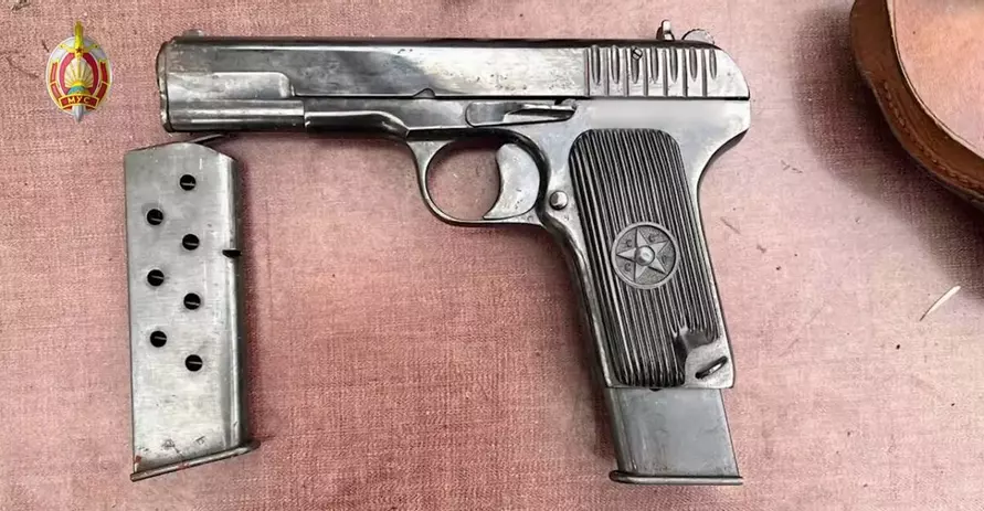 ГУБОПиК задержал на Могилевщине двух пенсионеров-торговцев оружием