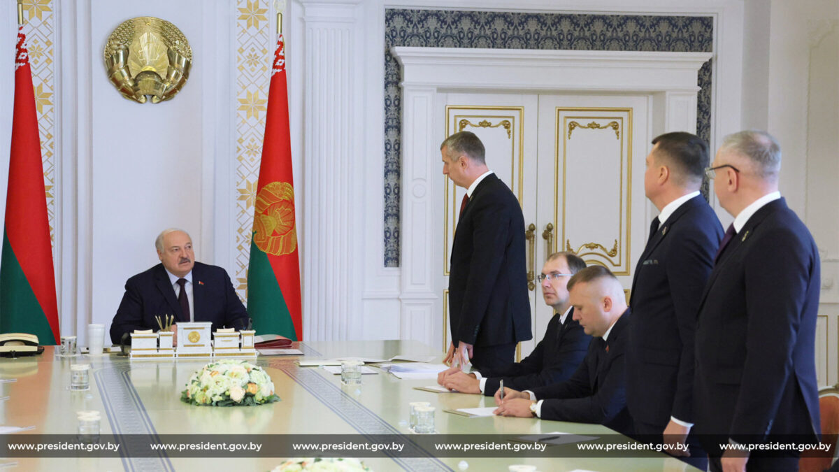 Лукашенко назвал вуз, который должен быть лучшим в Беларуси - "Страшный косяк Администрации президента"