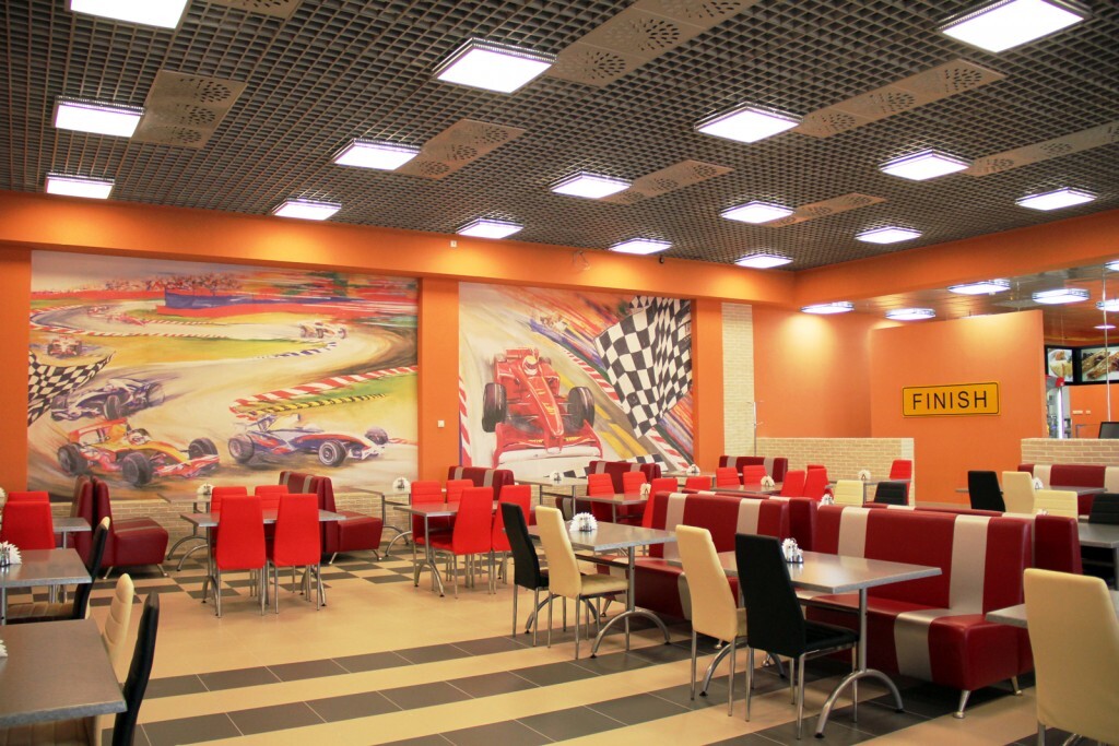 Состояние средней тяжести: Минздрав прокомментировал новости об отравлениях в сети кафе