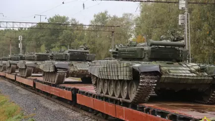 Лукашенко приказал привести войска Беларуси к высшей степени готовности