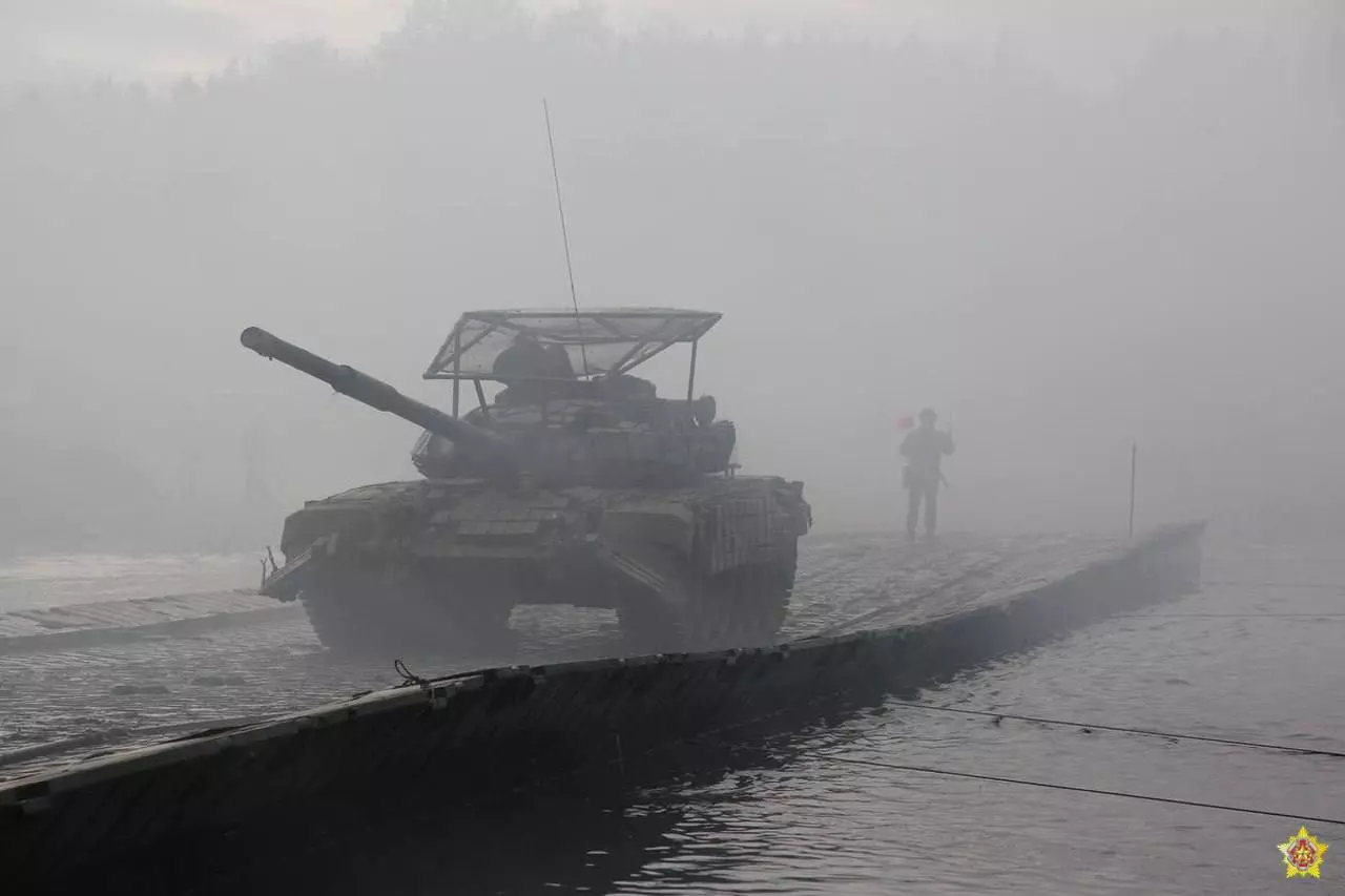 Появились кадры приведённых в высшую степень боевой готовности частей