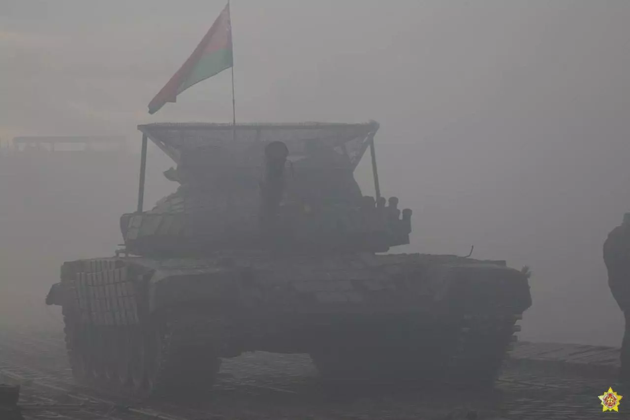 Появились кадры приведённых в высшую степень боевой готовности частей