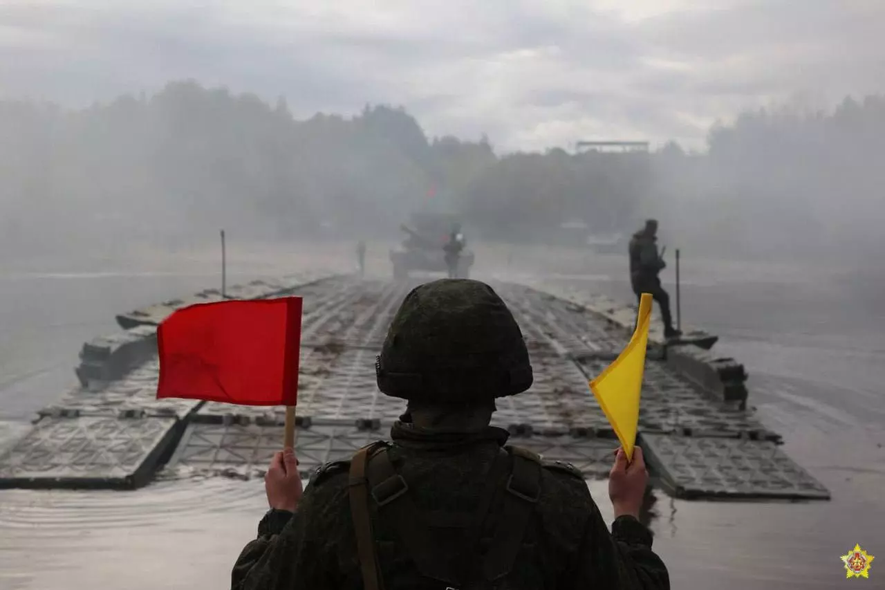 Появились кадры приведённых в высшую степень боевой готовности частей