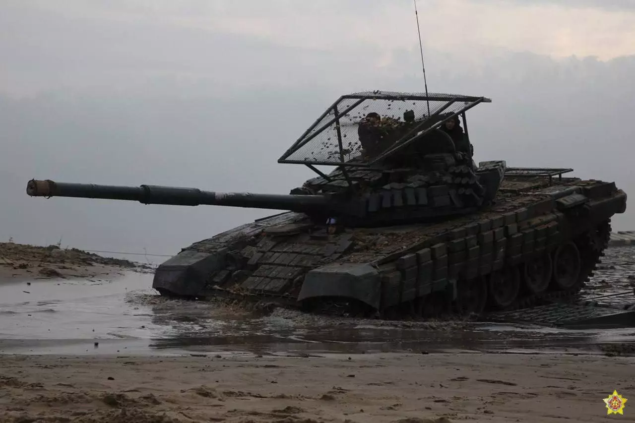 Появились кадры приведённых в высшую степень боевой готовности частей