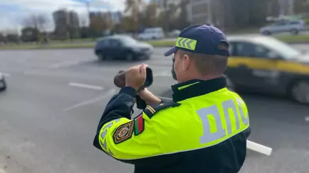 ГАИ выписала белорусам за выходные почти 4 000 штрафов и предупреждений. Где взялись за пешеходов?
