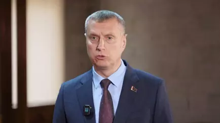 Лукашенко позвал 300 чиновников обсудить судьбу Витебской области. Крутой рассказал, что там происходит