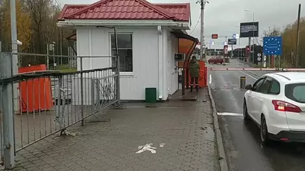 Таможня Беларуси объявила о частичном возобновлении движения на границе с Литвой. Кого пускают?