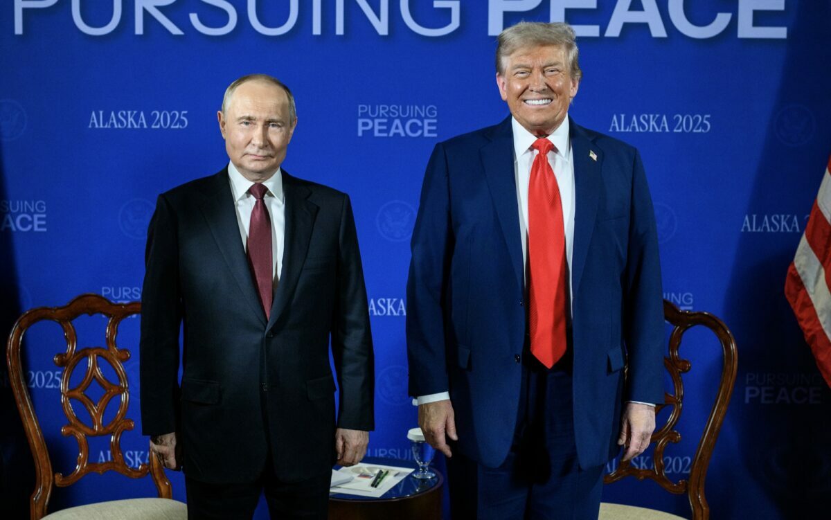 «Все карты на руках» - Трамп рассматривает введение новых санкций против России