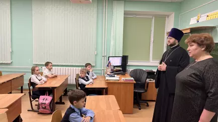 Минобразования предложило позвать в белорусские школы гинекологов и священников.