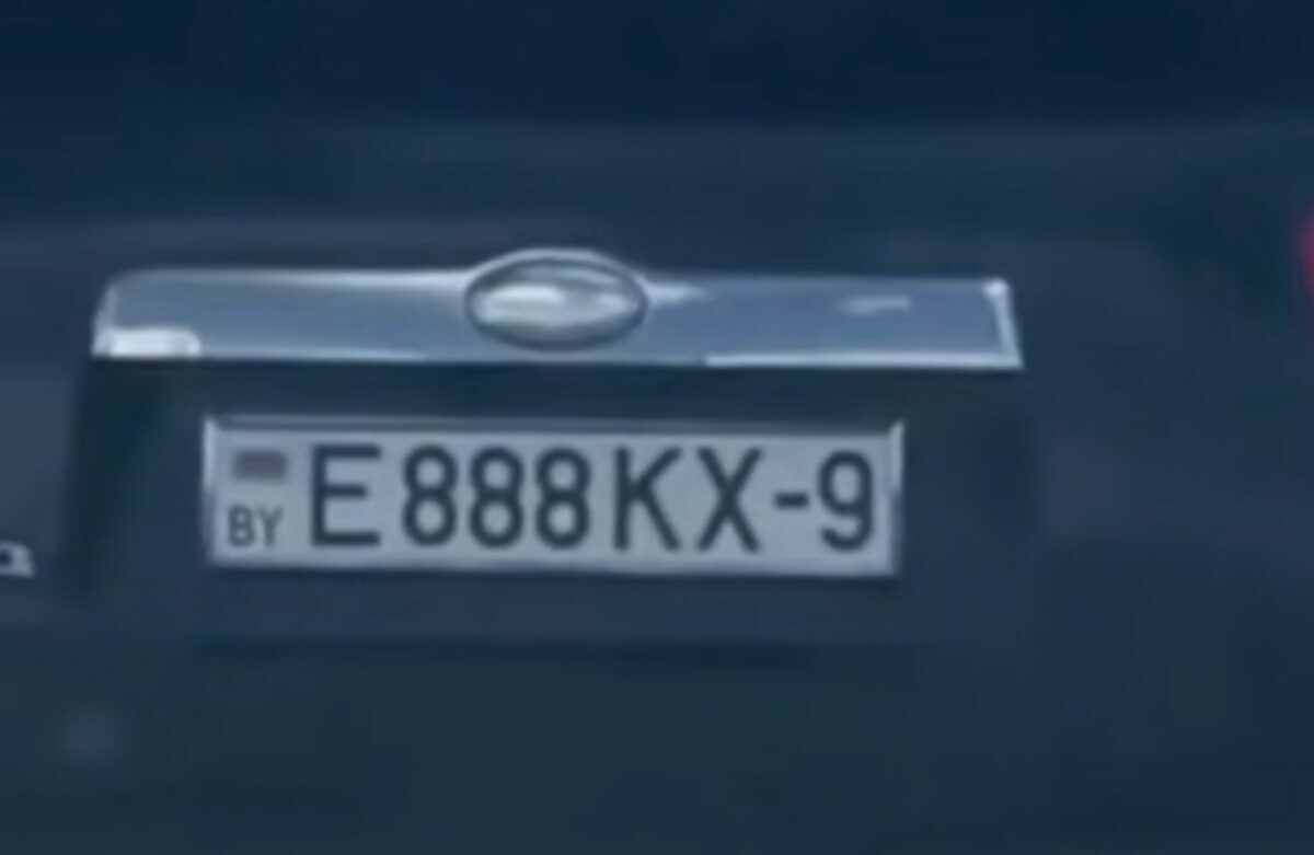 В МВД прокомментировали видео с "белорусским" номером автомобиля с регионом "9"