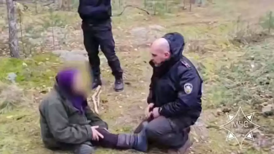 Бабушка провела в лесу под Столином 4 суток, прежде чем её нашли спасатели