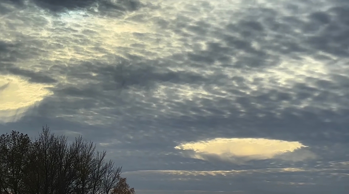 «Дыры в небе» напугали литовцев
