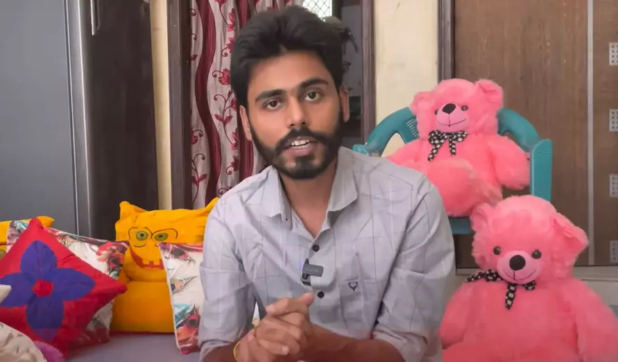 В Словакии начали делать асфальт из окурков