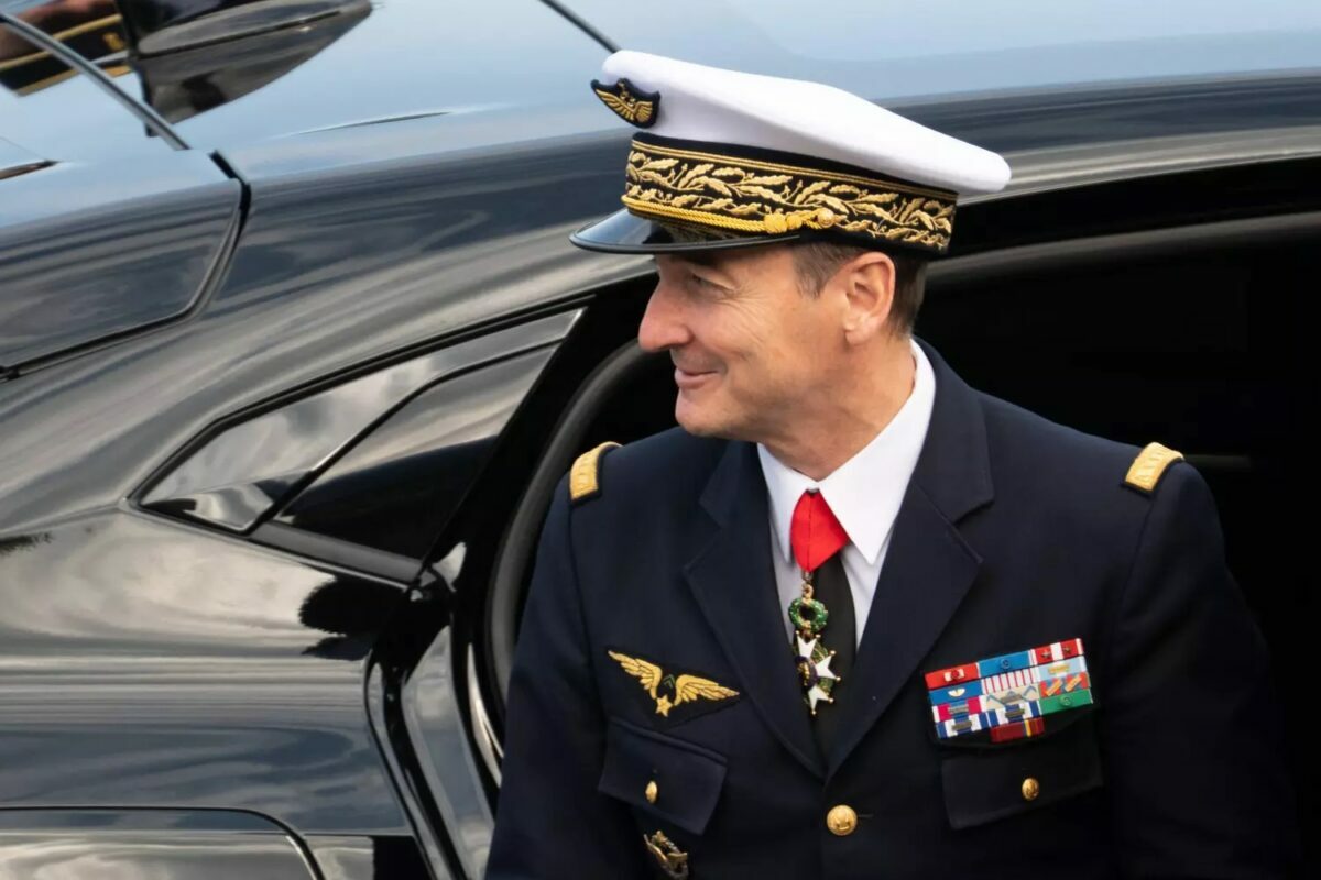 Глава генштаба Франции призвал готовиться к войне с Россией и назвал год